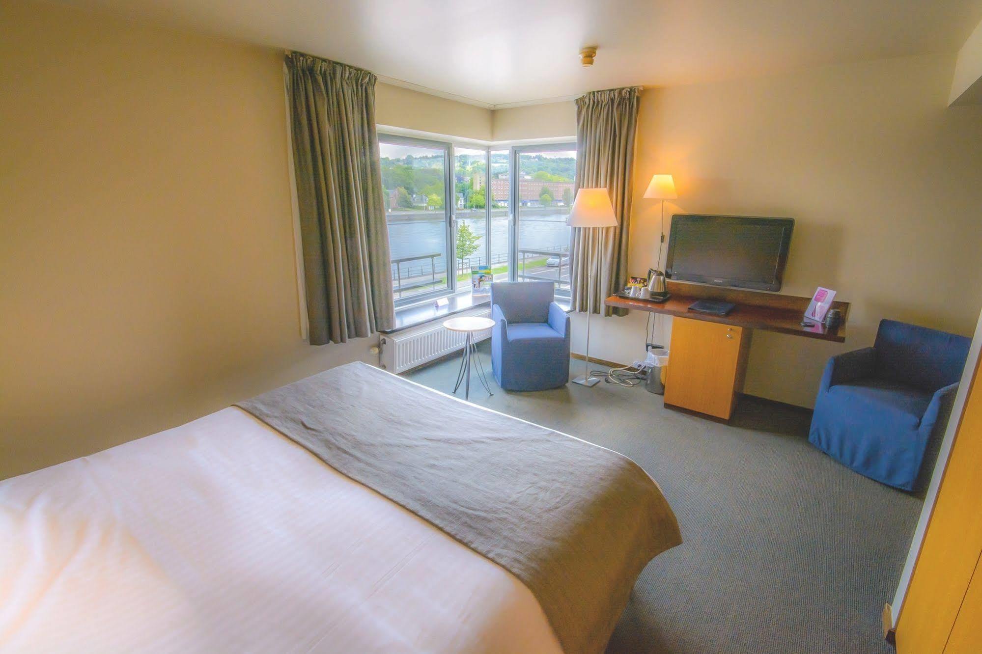 Hotel Sirius อุย ภายนอก รูปภาพ